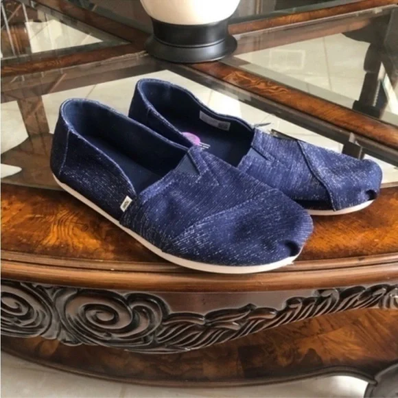 NEW Toms Womens Alpargata Glimmer Navy Flats 
New with no box. - Picture 2 of 5